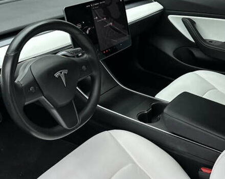Чорний Тесла Модель 3, об'ємом двигуна 0 л та пробігом 187 тис. км за 17000 $, фото 27 на Automoto.ua