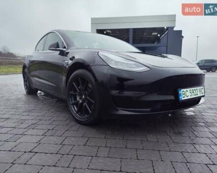 Черный Тесла Модель 3, объемом двигателя 0 л и пробегом 53 тыс. км за 17800 $, фото 3 на Automoto.ua