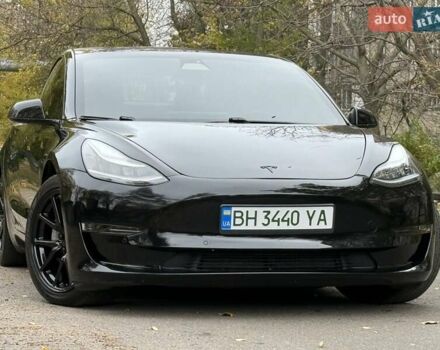 Черный Тесла Модель 3, объемом двигателя 0 л и пробегом 102 тыс. км за 18900 $, фото 45 на Automoto.ua