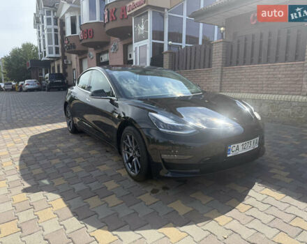 Черный Тесла Модель 3, объемом двигателя 0 л и пробегом 66 тыс. км за 15500 $, фото 1 на Automoto.ua