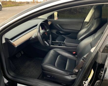 Чорний Тесла Модель 3, об'ємом двигуна 0 л та пробігом 160 тис. км за 16500 $, фото 21 на Automoto.ua