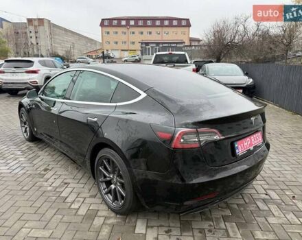 Черный Тесла Модель 3, объемом двигателя 0 л и пробегом 170 тыс. км за 12400 $, фото 2 на Automoto.ua