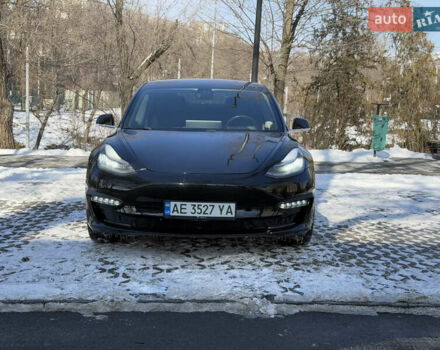 Чорний Тесла Модель 3, об'ємом двигуна 0 л та пробігом 112 тис. км за 18500 $, фото 1 на Automoto.ua