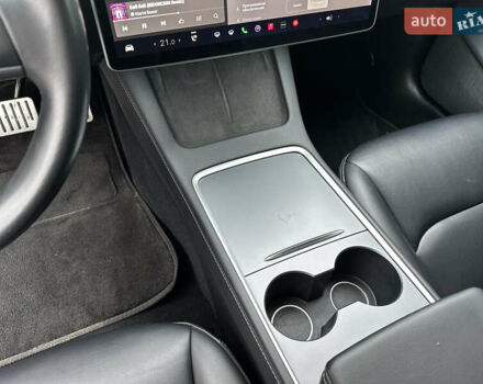 Чорний Тесла Модель 3, об'ємом двигуна 0 л та пробігом 116 тис. км за 19800 $, фото 16 на Automoto.ua