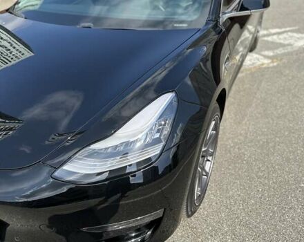 Чорний Тесла Модель 3, об'ємом двигуна 0 л та пробігом 65 тис. км за 18500 $, фото 28 на Automoto.ua