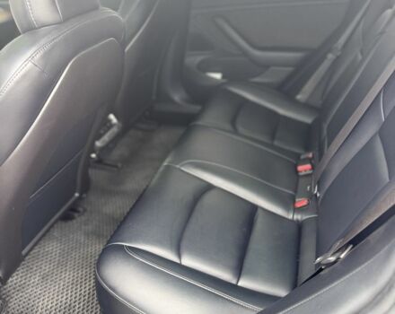 Тесла Модель 3 2018 в Днепре (Днепропетровске) на Automoto.ua Черный Тесла Модель 3, объемом двигателя 0 л и пробегом 135 тыс. км за 18200 $, фото 12 на Automoto.ua