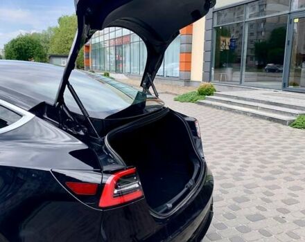 Черный Тесла Модель 3, объемом двигателя 0 л и пробегом 78 тыс. км за 23000 $, фото 7 на Automoto.ua