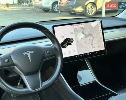 Черный Тесла Модель 3, объемом двигателя 0 л и пробегом 75 тыс. км за 15899 $, фото 8 на Automoto.ua