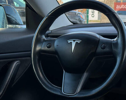 Тесла Модель 3 2018 в Коломые на Automoto.ua Черный Тесла Модель 3, объемом двигателя 0 л и пробегом 121 тыс. км за 15700 $, фото 13 на Automoto.ua