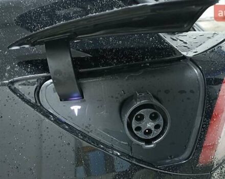 Тесла Модель 3 2018 у Умани на Automoto.ua Чорний Тесла Модель 3, об'ємом двигуна 0 л та пробігом 201 тис. км за 19000 $, фото 23 на Automoto.ua