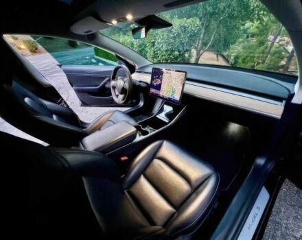 Черный Тесла Модель 3, объемом двигателя 0 л и пробегом 89 тыс. км за 10000 $, фото 7 на Automoto.ua