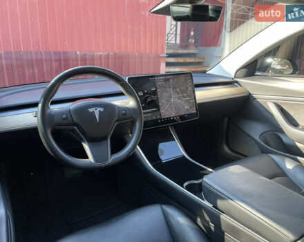 Черный Тесла Модель 3, объемом двигателя 0 л и пробегом 170 тыс. км за 16000 $, фото 6 на Automoto.ua