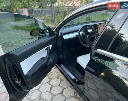 Чорний Тесла Модель 3, об'ємом двигуна 0 л та пробігом 103 тис. км за 16500 $, фото 109 на Automoto.ua