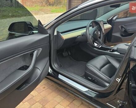 Чорний Тесла Модель 3, об'ємом двигуна 0 л та пробігом 103 тис. км за 19000 $, фото 19 на Automoto.ua