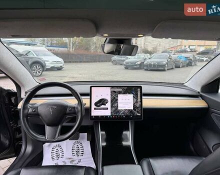 Черный Тесла Модель 3, объемом двигателя 0 л и пробегом 143 тыс. км за 14200 $, фото 10 на Automoto.ua