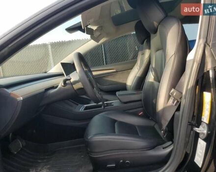 Тесла Модель 3 2018 в Львове на Automoto.ua Черный Тесла Модель 3, объемом двигателя 0 л и пробегом 55 тыс. км за 3000 $, фото 6 на Automoto.ua
