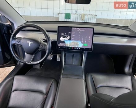 Черный Тесла Модель 3, объемом двигателя 0 л и пробегом 236 тыс. км за 17500 $, фото 5 на Automoto.ua