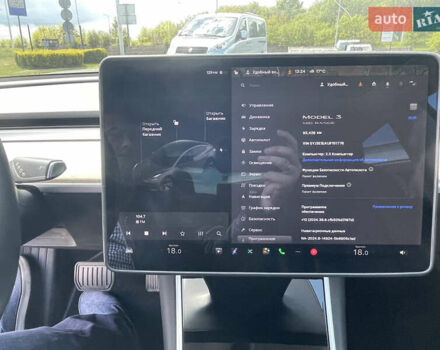 Тесла Модель 3 2018 у Львові на Automoto.ua Чорний Тесла Модель 3, об'ємом двигуна 0 л та пробігом 90 тис. км за 16500 $, фото 14 на Automoto.ua