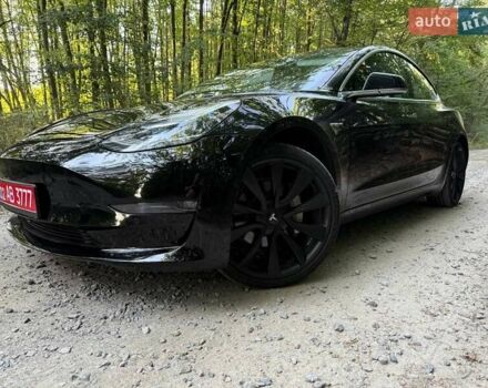 Черный Тесла Модель 3, объемом двигателя 0 л и пробегом 123 тыс. км за 18500 $, фото 3 на Automoto.ua
