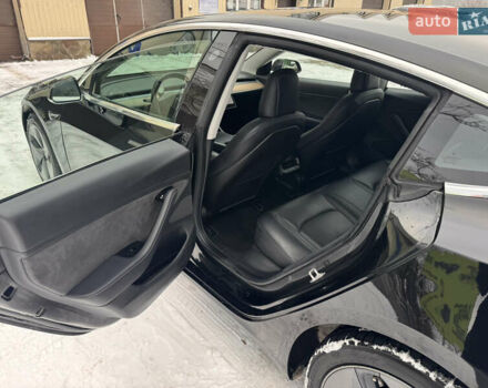 Чорний Тесла Модель 3, об'ємом двигуна 0 л та пробігом 115 тис. км за 19500 $, фото 11 на Automoto.ua