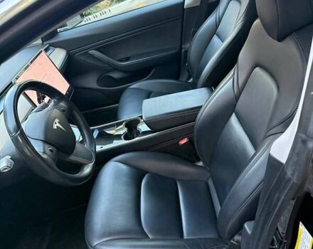Черный Тесла Модель 3, объемом двигателя 0 л и пробегом 123 тыс. км за 18500 $, фото 20 на Automoto.ua