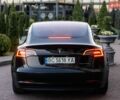 Чорний Тесла Модель 3, об'ємом двигуна 0 л та пробігом 96 тис. км за 16900 $, фото 16 на Automoto.ua