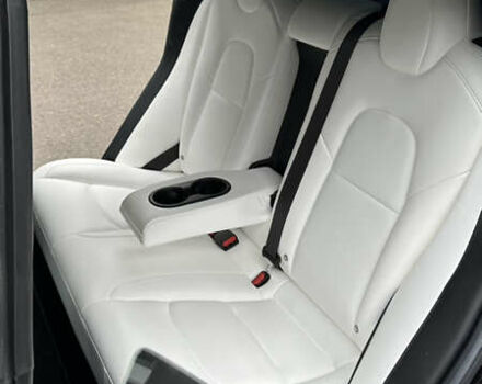 Чорний Тесла Модель 3, об'ємом двигуна 0 л та пробігом 187 тис. км за 17000 $, фото 38 на Automoto.ua