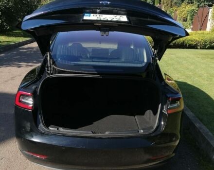 Черный Тесла Модель 3, объемом двигателя 0 л и пробегом 180 тыс. км за 17500 $, фото 7 на Automoto.ua