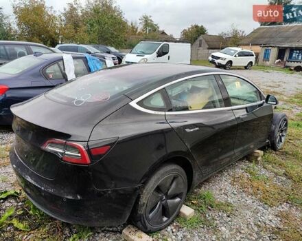 Черный Тесла Модель 3, объемом двигателя 0 л и пробегом 132 тыс. км за 8100 $, фото 4 на Automoto.ua