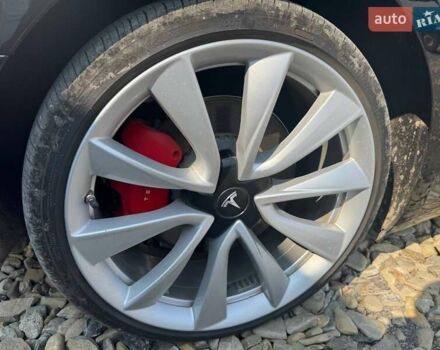 Чорний Тесла Модель 3, об'ємом двигуна 0 л та пробігом 160 тис. км за 17900 $, фото 23 на Automoto.ua