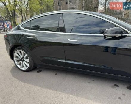 Черный Тесла Модель 3, объемом двигателя 0 л и пробегом 51 тыс. км за 18500 $, фото 4 на Automoto.ua