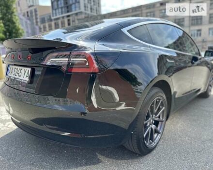 Чорний Тесла Модель 3, об'ємом двигуна 0 л та пробігом 65 тис. км за 18500 $, фото 23 на Automoto.ua