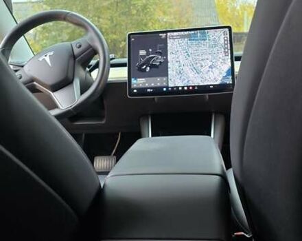 Чорний Тесла Модель 3, об'ємом двигуна 0 л та пробігом 103 тис. км за 19000 $, фото 12 на Automoto.ua