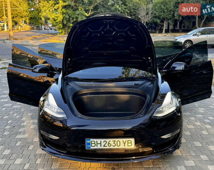 Черный Тесла Модель 3, объемом двигателя 0 л и пробегом 75 тыс. км за 18000 $, фото 98 на Automoto.ua