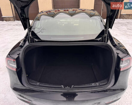 Чорний Тесла Модель 3, об'ємом двигуна 0 л та пробігом 115 тис. км за 19500 $, фото 14 на Automoto.ua