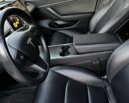 Черный Тесла Модель 3, объемом двигателя 0 л и пробегом 98 тыс. км за 16500 $, фото 6 на Automoto.ua