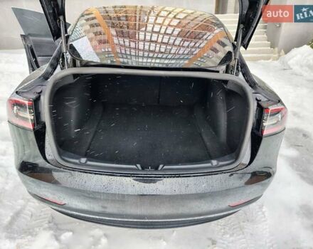 Чорний Тесла Модель 3, об'ємом двигуна 0 л та пробігом 70 тис. км за 17600 $, фото 21 на Automoto.ua