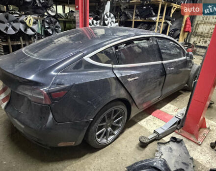 Черный Тесла Модель 3, объемом двигателя 0 л и пробегом 219 тыс. км за 9500 $, фото 11 на Automoto.ua