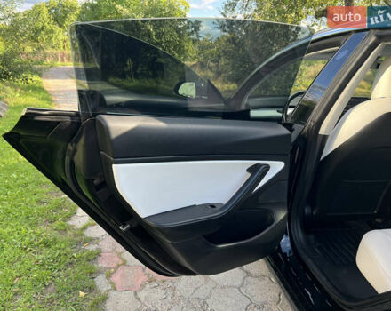 Чорний Тесла Модель 3, об'ємом двигуна 0 л та пробігом 103 тис. км за 16500 $, фото 103 на Automoto.ua