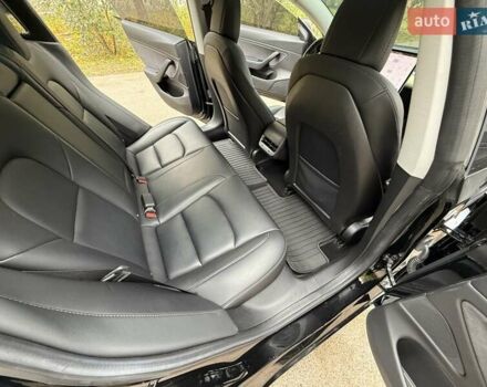 Черный Тесла Модель 3, объемом двигателя 0 л и пробегом 102 тыс. км за 18900 $, фото 65 на Automoto.ua