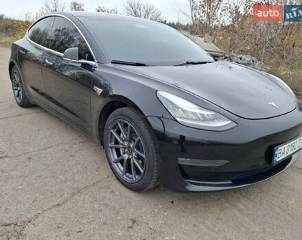 Чорний Тесла Модель 3, об'ємом двигуна 0 л та пробігом 108 тис. км за 16900 $, фото 1 на Automoto.ua