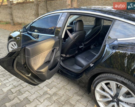 Черный Тесла Модель 3, объемом двигателя 0 л и пробегом 160 тыс. км за 14500 $, фото 14 на Automoto.ua