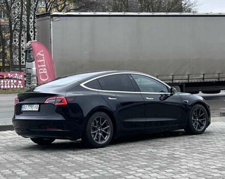 Чорний Тесла Модель 3, об'ємом двигуна 0 л та пробігом 58 тис. км за 15900 $, фото 2 на Automoto.ua