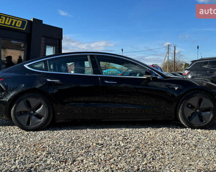 Тесла Модель 3 2018 в Коломые на Automoto.ua Черный Тесла Модель 3, объемом двигателя 0 л и пробегом 121 тыс. км за 15700 $, фото 8 на Automoto.ua