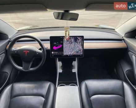 Черный Тесла Модель 3, объемом двигателя 0 л и пробегом 160 тыс. км за 16500 $, фото 41 на Automoto.ua
