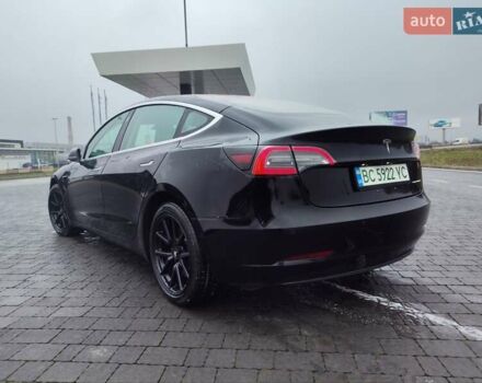 Черный Тесла Модель 3, объемом двигателя 0 л и пробегом 53 тыс. км за 17800 $, фото 5 на Automoto.ua