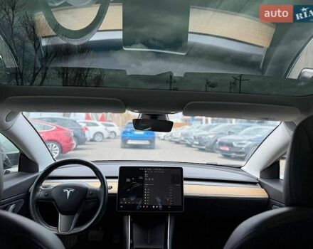 Черный Тесла Модель 3, объемом двигателя 0 л и пробегом 142 тыс. км за 15300 $, фото 22 на Automoto.ua