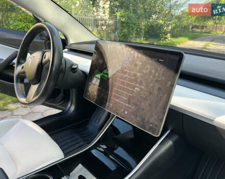 Чорний Тесла Модель 3, об'ємом двигуна 0 л та пробігом 103 тис. км за 16500 $, фото 94 на Automoto.ua