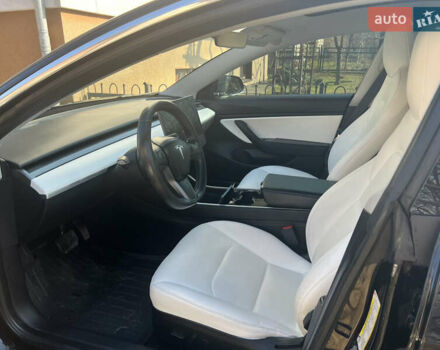 Чорний Тесла Модель 3, об'ємом двигуна 0 л та пробігом 103 тис. км за 16500 $, фото 81 на Automoto.ua