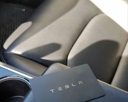 Черный Тесла Модель 3, объемом двигателя 0 л и пробегом 205 тыс. км за 15700 $, фото 15 на Automoto.ua